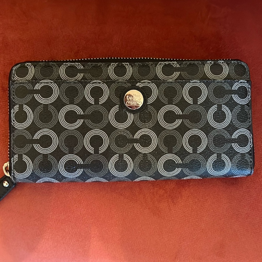 Coach wallet